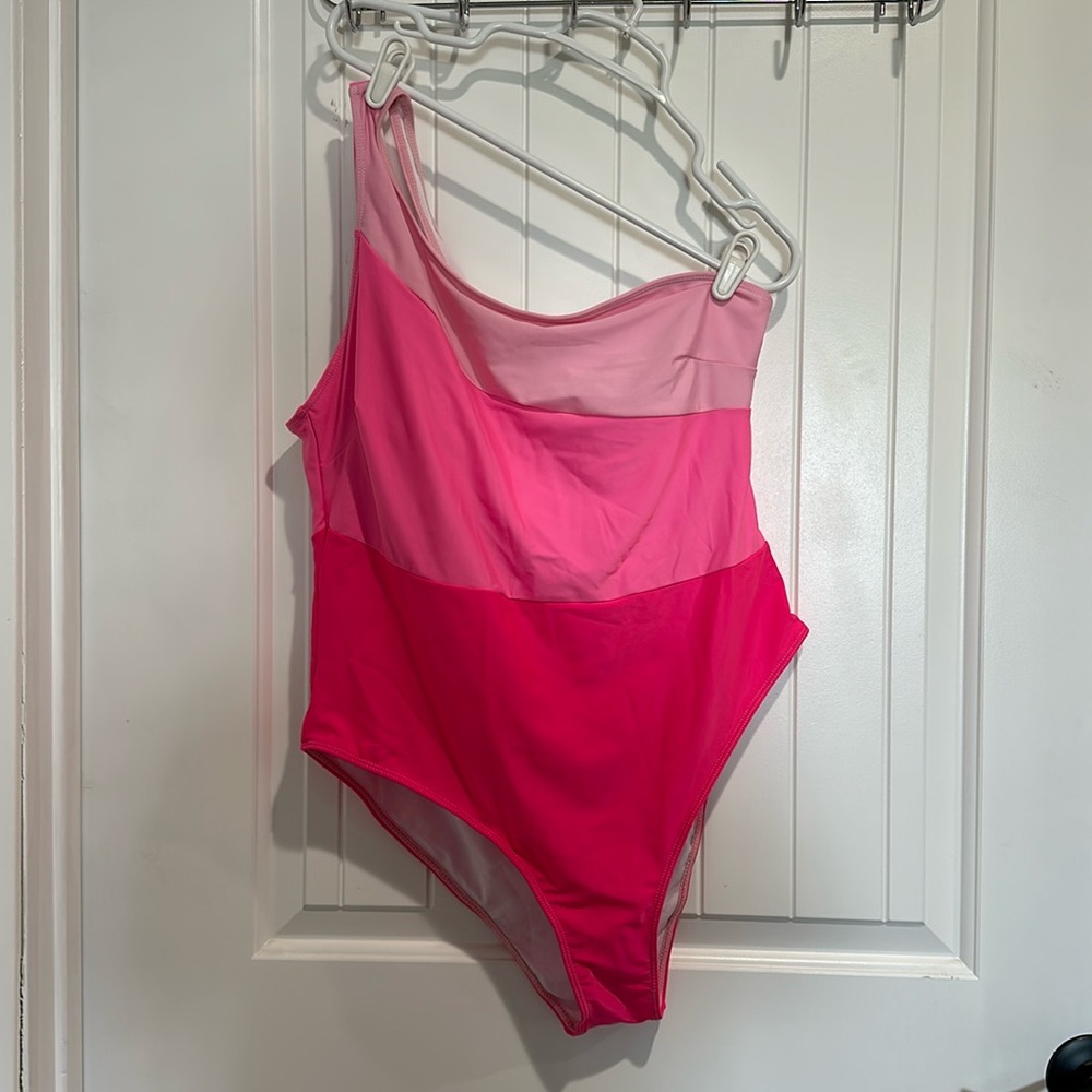One piece ombré swimsuit